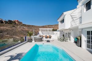 Sea view villa San Agustin vista Claveles