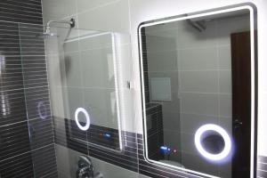 Super Central Luxury Apartments
