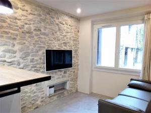 Appartements Le Petit Studio - 15 m2 - Centre Ville - Sorgue a 50 m : photos des chambres