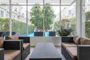 MIQ Asoke202 Pool Villa - Asoke BTS 16 Pax