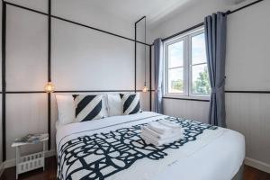 MIQ Asoke202 Pool Villa - Asoke BTS 16 Pax