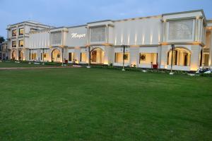 Mayur Hotel & Resort