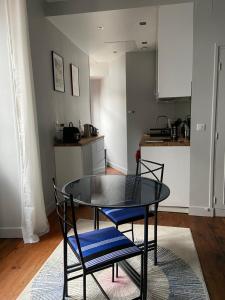 Appartements Magnifique studio plein centre a 50m de la plage : photos des chambres