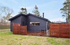 Beautiful Home In Børkop With Wifi