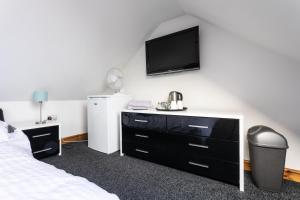 The Garage @ The Old Vicarage