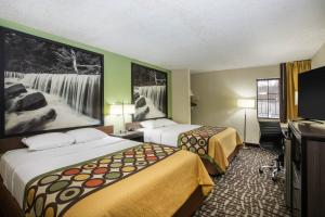 Deluxe Queen Room with Two Queen Beds - Non-Smoking room in Super 8 by Wyndham Wichita East