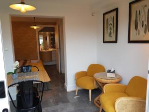 Appartements Le P'tit gousset, a 100 m de la mer : photos des chambres