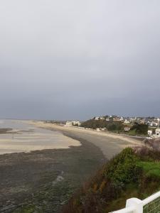 Appartements Le P'tit gousset, a 100 m de la mer : photos des chambres
