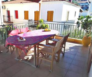 Cosy house in Galaxidi Parnassos Greece