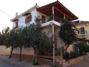 Cosy house in Galaxidi Parnassos Greece