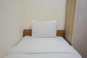 Wonderful 2BR Menteng Park Apartment with Private Lift By Travelio