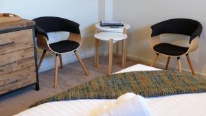 THE TIN SHED Couples accommodation at Bay of Fires