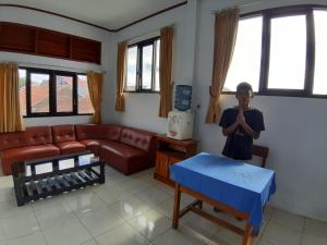 OYO Life 2884 Wisma Jatnika Syariah