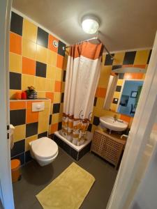 Maison Carmen - Restaurant , meublé de tourisme, appartements