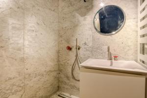 Appartements AMAZING LUXURY FLAT FOOT OF THE PISTE LUC AlPHAND 80M2 : photos des chambres