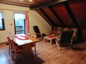 Suite with Mountain View room in Penzion Nadějov