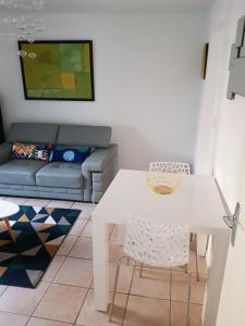 Appartements Jolie appartement moderne a Roanne : photos des chambres