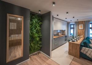 Spacious Apart ~ 150m Main Square ~ Self check-in 24h