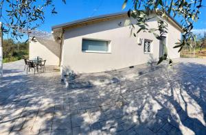 RIQIONIAN House
