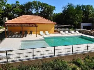 Complejo Verde Memoria - Quebracho Ladeado