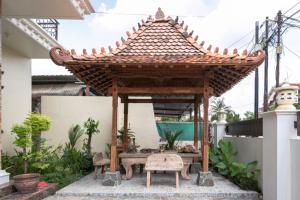 RedDoorz Syariah near Exit Toll Banyumanik Semarang