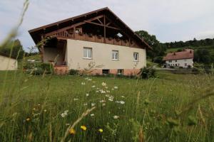 Maisons d'hotes Les Chantenees : Chambre Triple Confort avec Douche