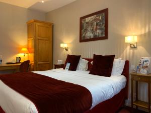 Hotels Kyriad Saumur Hyper Centre : photos des chambres