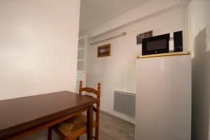 Appartements Petit T1 a proximite des thermes : photos des chambres