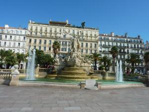 Appartements 2 pieces avec patio dans le centre de Toulon : photos des chambres