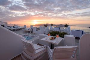 Above Blue Suites Santorini Greece