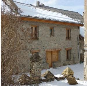 Appartements Les Cabasses 6 - Accommodation in a village house : photos des chambres