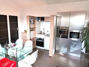 Appartements Appartement Pinede Man Yelle : photos des chambres