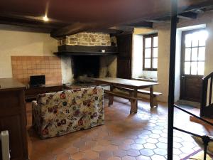 Maisons de vacances Villa Gites Chambre d hotes avec piscine Dordogne 2-4-6-8-10 personnes : Maison 2 Chambres