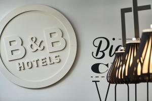 Hotels B&B HOTEL Montlhery : photos des chambres