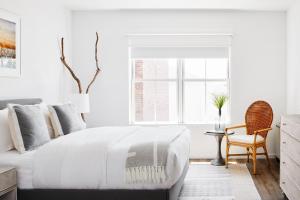 Premium King room in The Menhaden Hotel