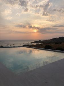 67sq meters modern apartment with a swimming pool and sea view Kea Greece