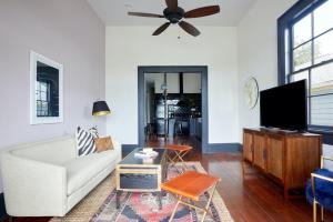Suite with Balcony room in Sonder — Bywater Flats