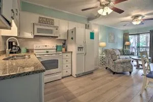 Walk to Coligny Beach Park Family-Friendly Villa - Forest Beach