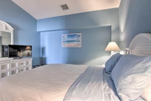 Bay Views and Walkable Location Ocean City Condo