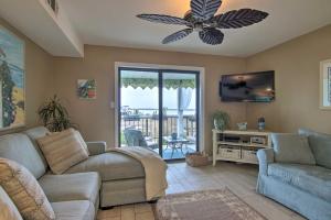 Walk to Shore and Dining Midtown Ocean City Gem