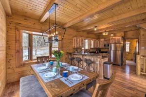 Family-Friendly Warsaw Cabin with Deck and Fireplace!