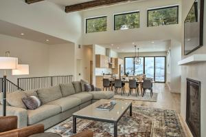 Mtn-View Home with Hot Tub, 9 Mi to Vail Resort