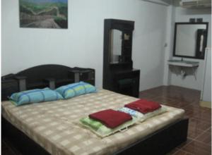 บ้านสุขอารี ตรงข้าม โรงเรียนนายร้อยตำรวจ สามพราน นครปฐม