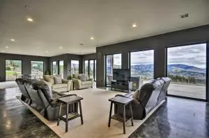 Luxury Home with Views - 5 Min to Columbia River - Underwood