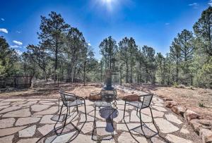 Artists Retreat w Pecos National Park Views!