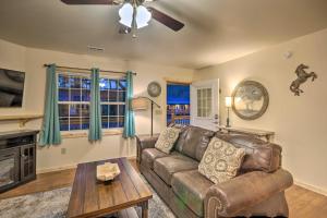 Fire Pit Cozy Bryson City Cabin on Tuck River