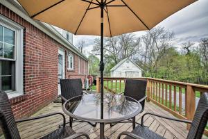 Holiday Home room in Troutville Home by Blue Ridge Pkway and Roanoke