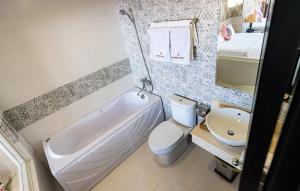 Suite Gia Đình Deluxe (Deluxe Family Suite)