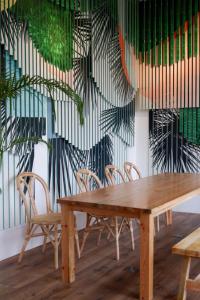 La Boheme, Rooms and Coffee