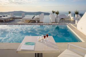 Above Blue Suites Santorini Greece